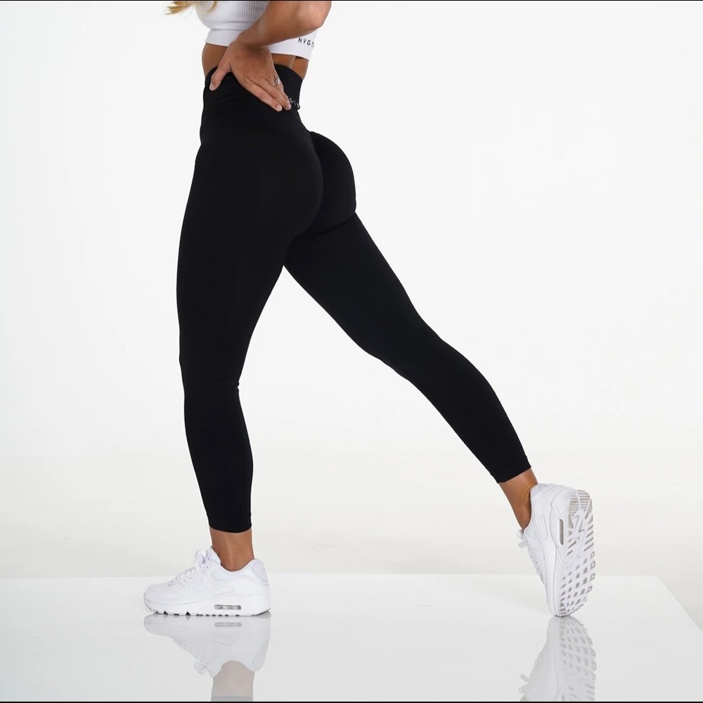 NVGTN Black Solid Seamless Leggings